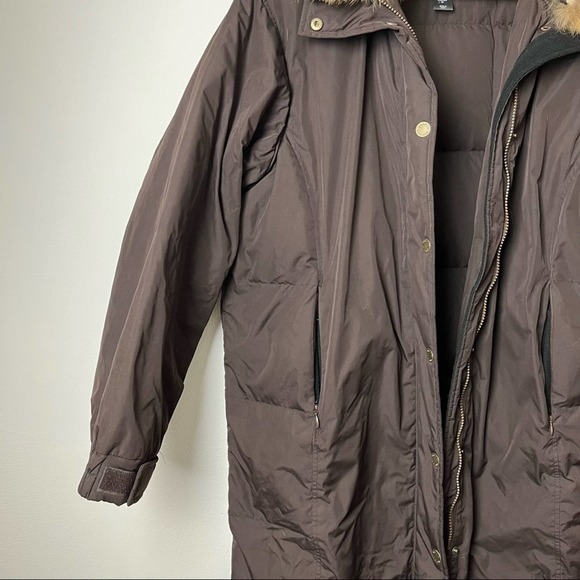 NWT Woolrich Chocolate Duck Down 4510 Coyote Fur Coat Size Medium - Picture 4 of 11